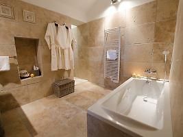 Le Chateau Des Cinq Cantons Hotel Carpentras Esterno foto